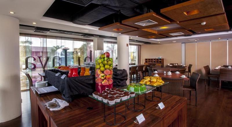 Holiday Inn Express Bali Sunset Road By Ihg Kuta Lombok Zewnętrze zdjęcie