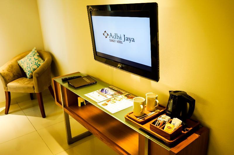 Holiday Inn Express Bali Sunset Road By Ihg Kuta Lombok Zewnętrze zdjęcie